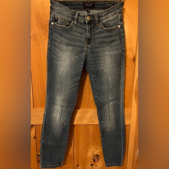 Adelene Mid Rise Girlfriend Jean - Picture 2 of 5